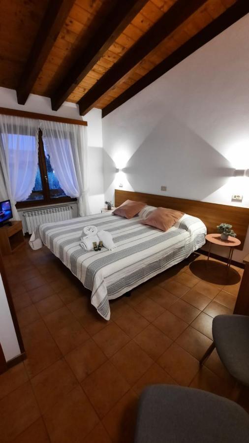 Elisa Holidays Puegnago Exterior photo