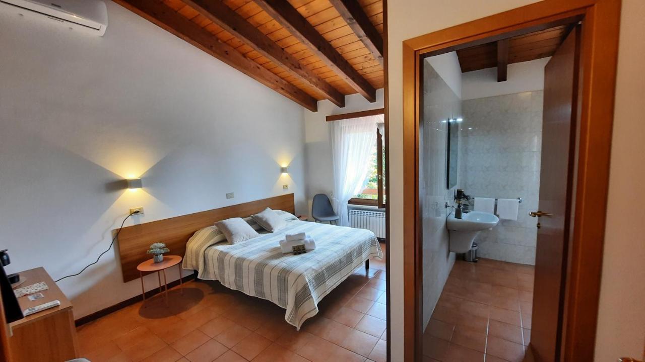 Elisa Holidays Puegnago Exterior photo